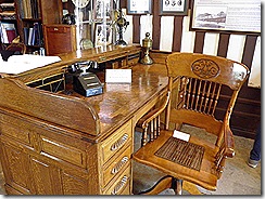 Station master's chair and desk at Sirkeci Railway Museum